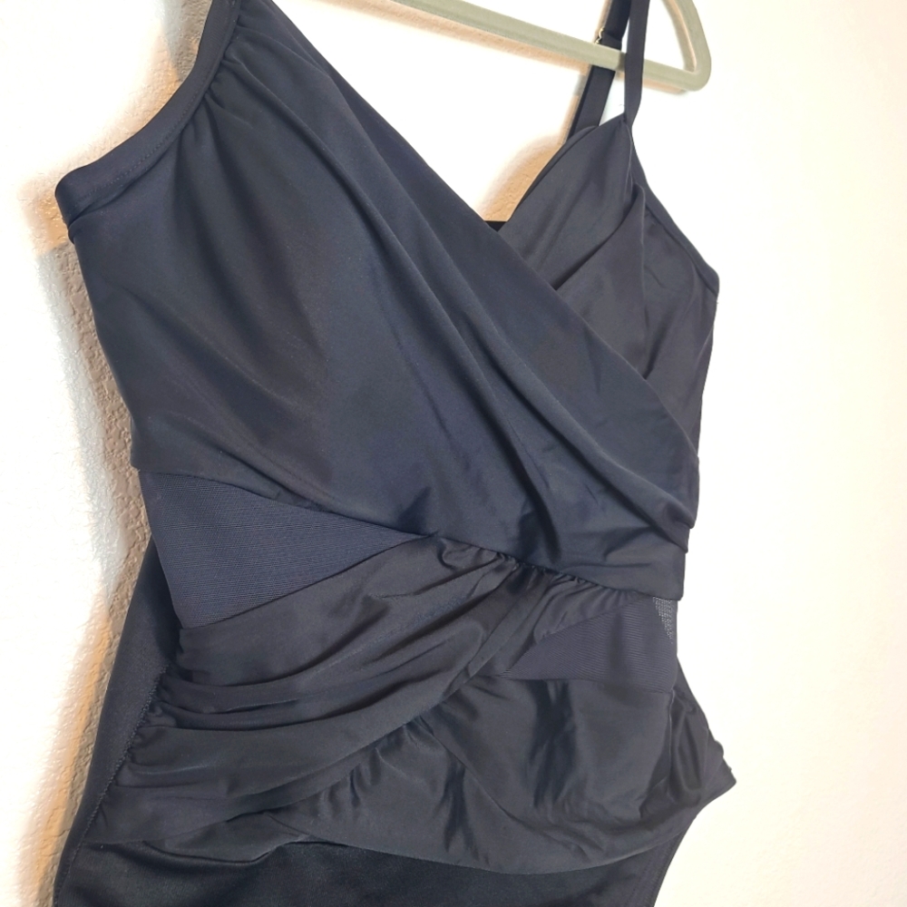 Miraclesuit Mystify Network One Piece Swimsuit In Black Size 16 - Picture 6 of 13